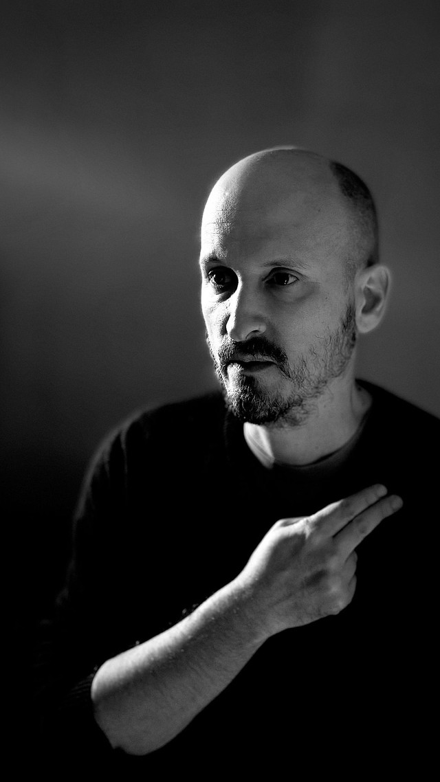 Musician Lemez in a black and white image